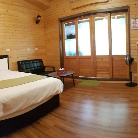 Dream Lake Tainan Exterior photo