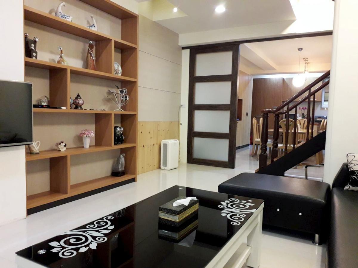Dream Lake Tainan Exterior photo